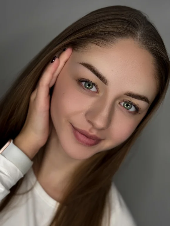 Powder brows